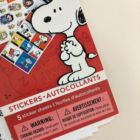 Peanuts Snoopy Fun Bundle - Picture 14 of 15